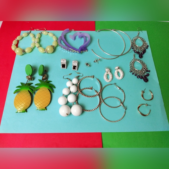 Earrings Assortment Bundle Of 12 - Picture 3 of 3